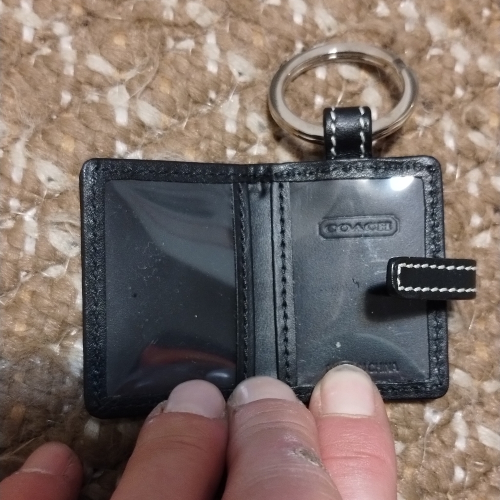 COACH Photo Keychain VINTAGE RARE - Picture 3 of 4